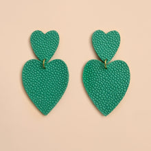 Charger l'image dans la galerie, Maxi boucles d'oreilles double cœur "Bonita"