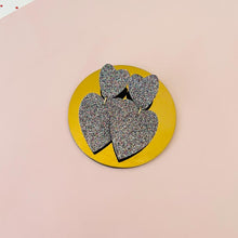 Charger l'image dans la galerie, Maxi boucles d'oreilles double cœur "Bonita"