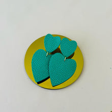 Charger l'image dans la galerie, Maxi boucles d'oreilles double cœur "Bonita"