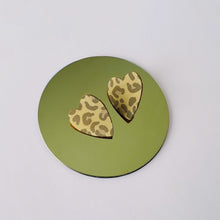 Charger l'image dans la galerie, Boucles d'oreilles en forme de Cœur Animal print