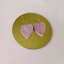 Charger l'image dans la galerie, Créoles cœur cuir pailletté