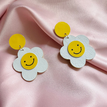 Charger l'image dans la galerie, Boucles d'oreilles « Florecitas »