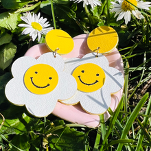 Charger l'image dans la galerie, Boucles d'oreilles « Florecitas »