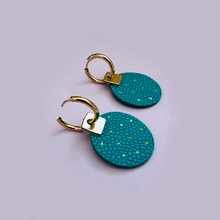 Charger l'image dans la galerie, Créoles Boule de Noël