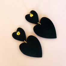 Charger l'image dans la galerie, Maxi boucles d'oreilles double cœur "Bonita" version paillettes