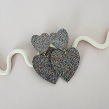 Charger l'image dans la galerie, Maxi boucles d'oreilles double cœur "Bonita" version paillettes