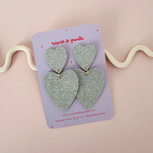 Charger l'image dans la galerie, Maxi boucles d'oreilles double cœur "Bonita" version paillettes