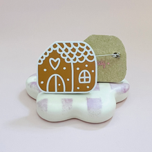 Charger l'image dans la galerie, Broche Maison pain d'épice
