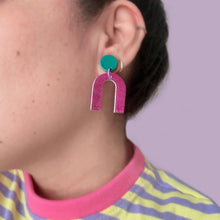 Charger l'image dans la galerie, Boucles d’oreilles arche colorées