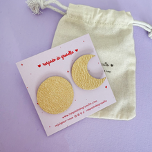 Charger l'image dans la galerie, Boucles d'oreilles lunaires
