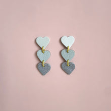 Charger l'image dans la galerie, Boucles d’oreilles 3 petits cœurs