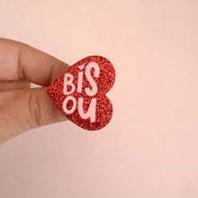 Charger l'image dans la galerie, Broche Bisou