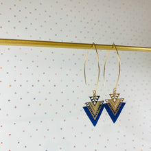 Charger l'image dans la galerie, Boucles d'oreilles triangulum