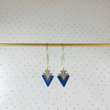 Charger l'image dans la galerie, Boucles d'oreilles triangulum