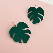 Charger l'image dans la galerie, Boucles d’oreilles Monstera