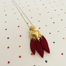 Charger l'image dans la galerie, Collier Ex voto coeur sacré ( longues motifs )