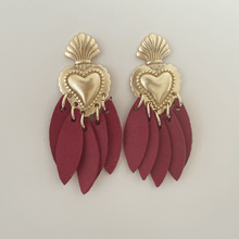 Charger l'image dans la galerie, Boucles d'oreilles Ex voto coeur sacré ( longues motifs )