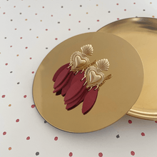 Charger l'image dans la galerie, Boucles d'oreilles Ex voto coeur sacré ( longues motifs )