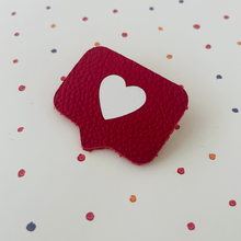 Charger l'image dans la galerie, Broche Like me