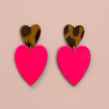 Charger l'image dans la galerie, Maxi boucles d'oreilles double cœur "Bonita"
