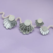 Charger l'image dans la galerie, Boucles d’oreilles coquillage
