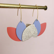 Charger l'image dans la galerie, Maxi boucles d'oreilles Fleur
