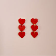 Charger l'image dans la galerie, Boucles d’oreilles 3 petits cœurs
