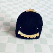 Charger l&#39;image dans la galerie, Broche Monstre mignon
