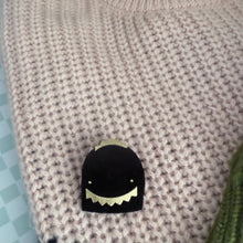 Charger l&#39;image dans la galerie, Broche Monstre mignon
