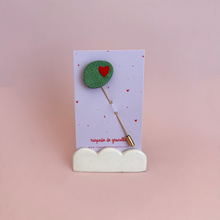 Charger l&#39;image dans la galerie, Broche Olive
