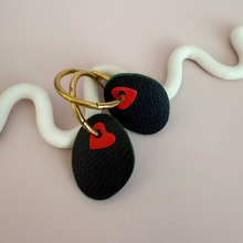 Charger l&#39;image dans la galerie, Créoles olives réversibles Vert / Noir
